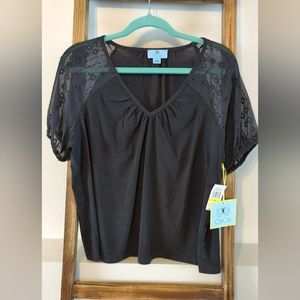 NWT Cece Top